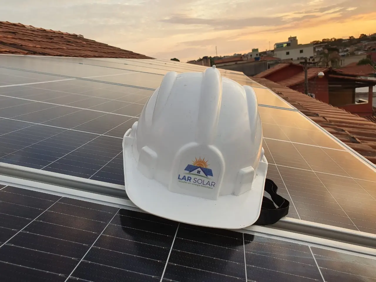 Instalação de energia solar Lar Solar